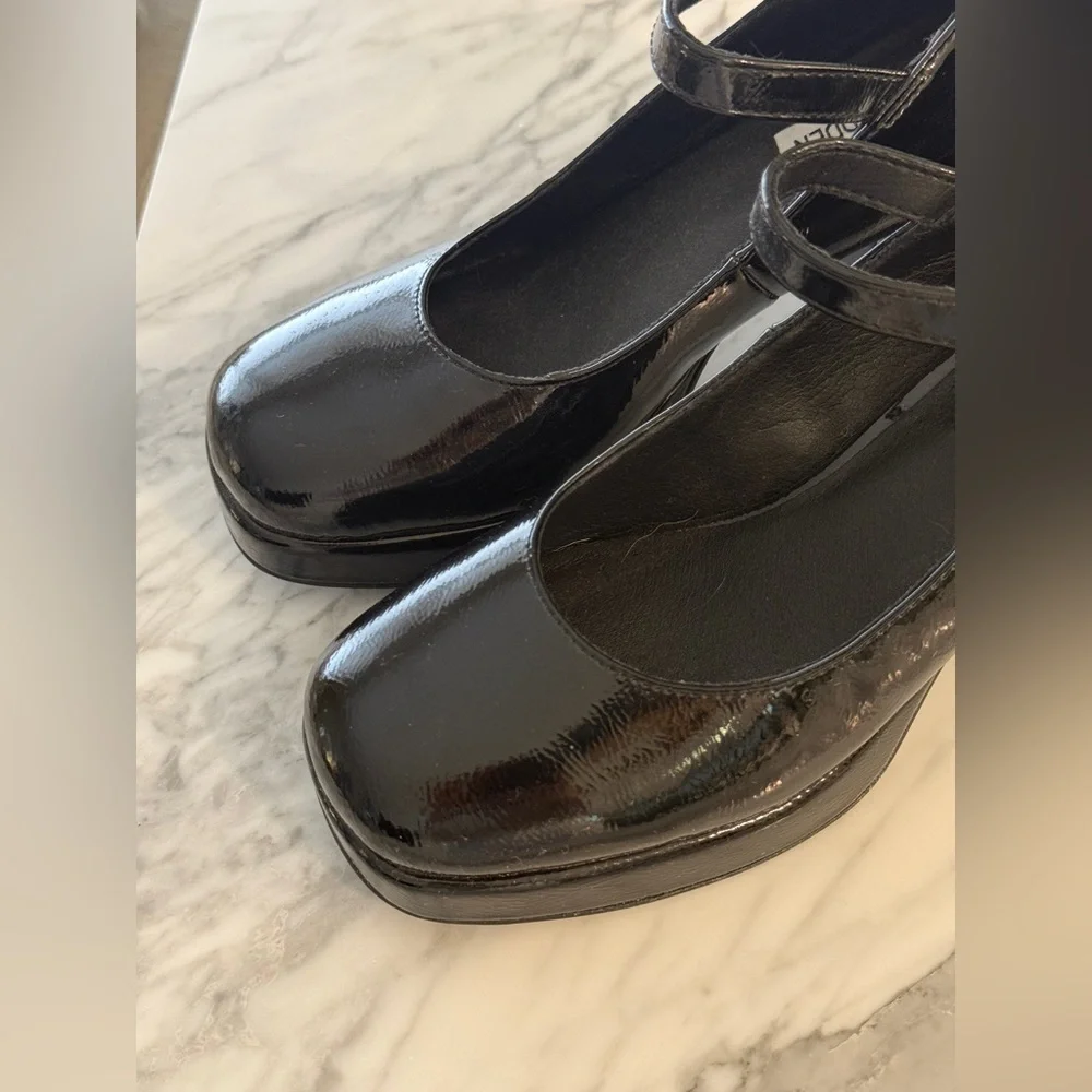 Steve Madden Black Mary Jane Heels - Picture 5 of 6